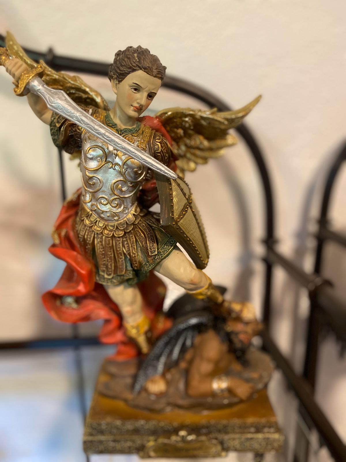 Arcángel Miguel clásico grande 45 cm