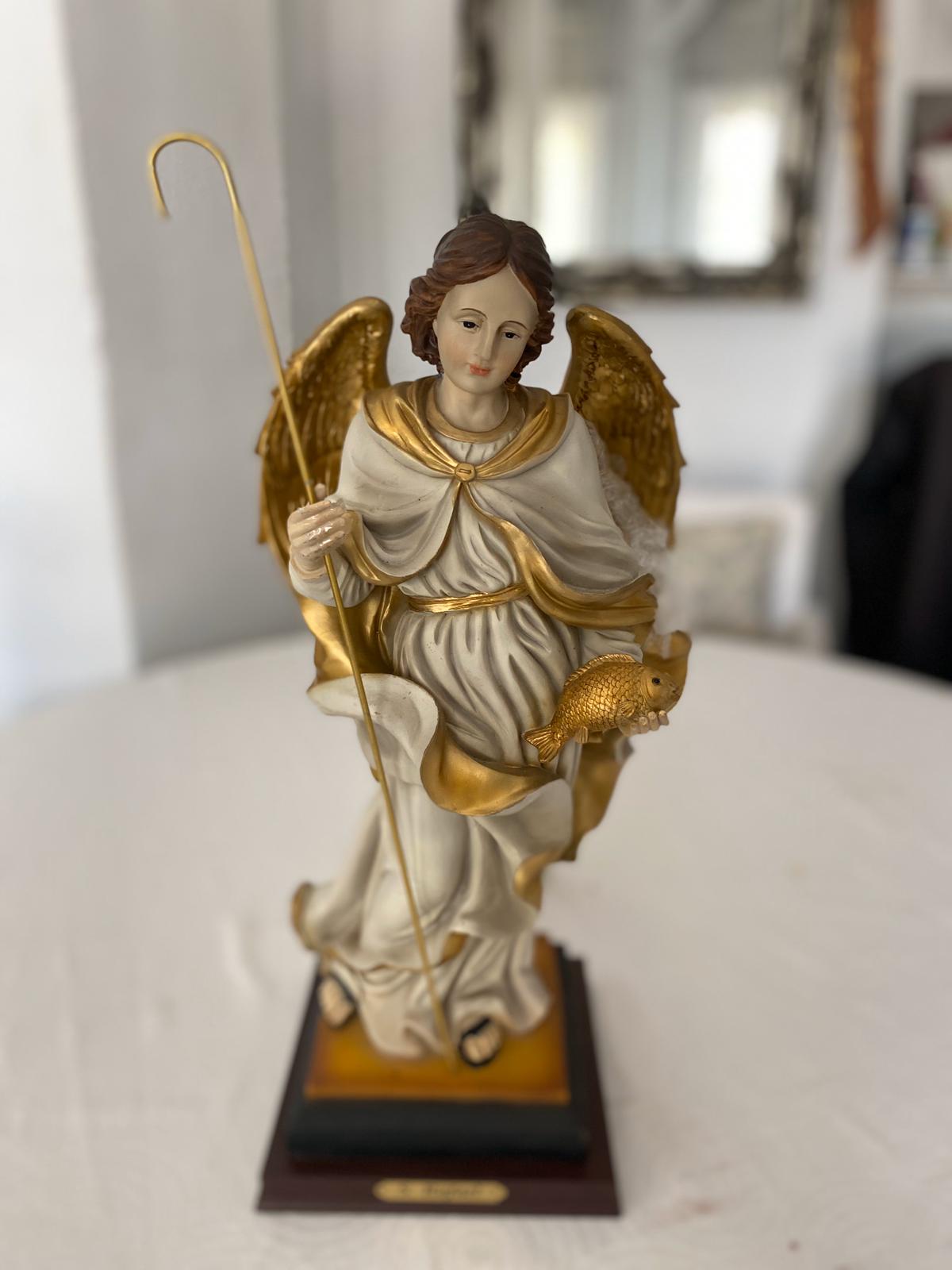 Arcángel Rafael artesanal mediano 30 cm