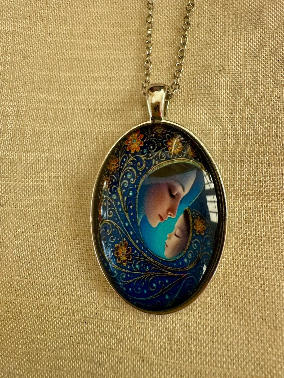 Medalla Vírgen Diseño Azul Ovalada