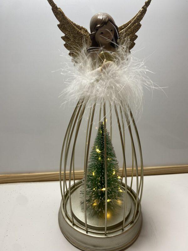 Dulce Angelita de Navidad con árbol