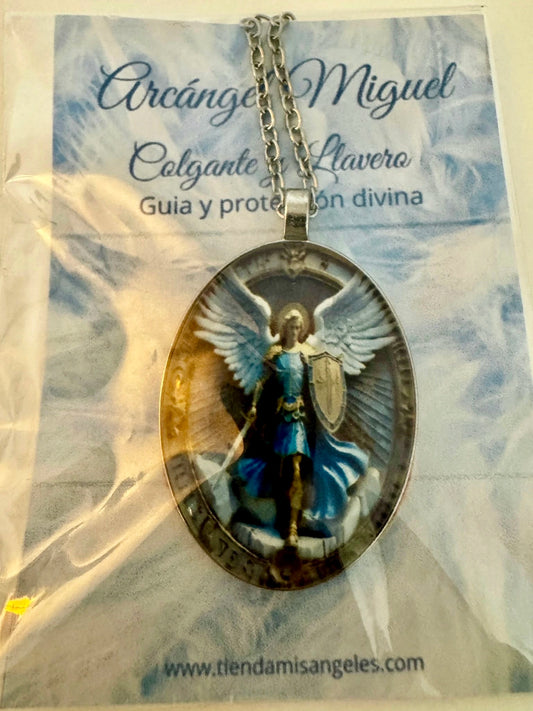 Medalla Arcángel Miguel Ovalada