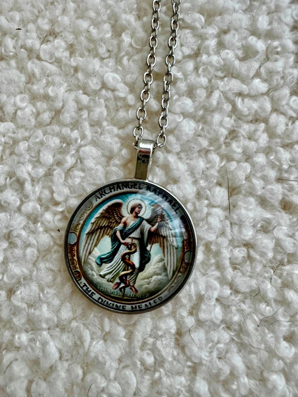 Medalla Arcángel Rafael Redonda