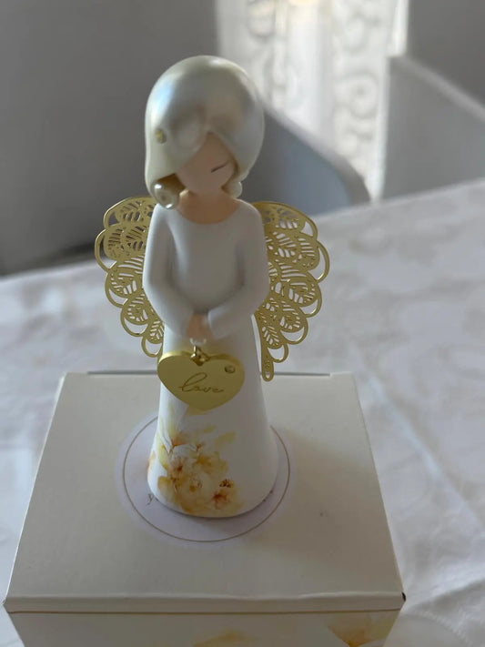 Ángel del Amor con Flores