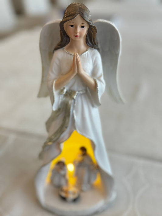 Nacimiento en Angel con Luz